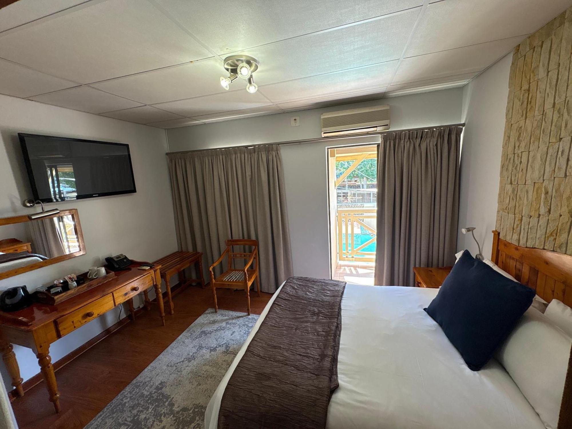 Bloem Spa Hotel & Conference Bloemfontein Exteriör bild